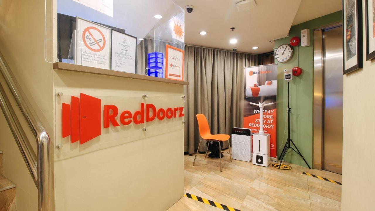 Reddoorz At Hotel Rosemarie Pasay Exteriér fotografie