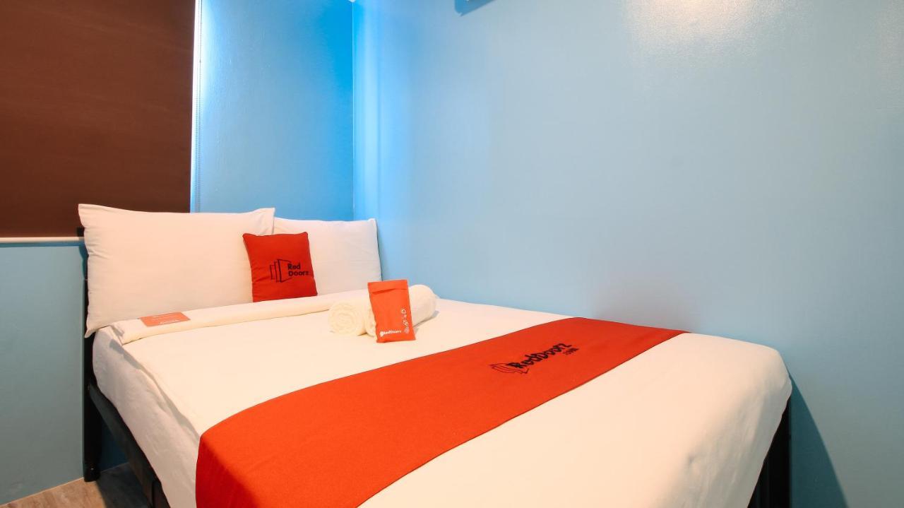 Reddoorz At Hotel Rosemarie Pasay Exteriér fotografie