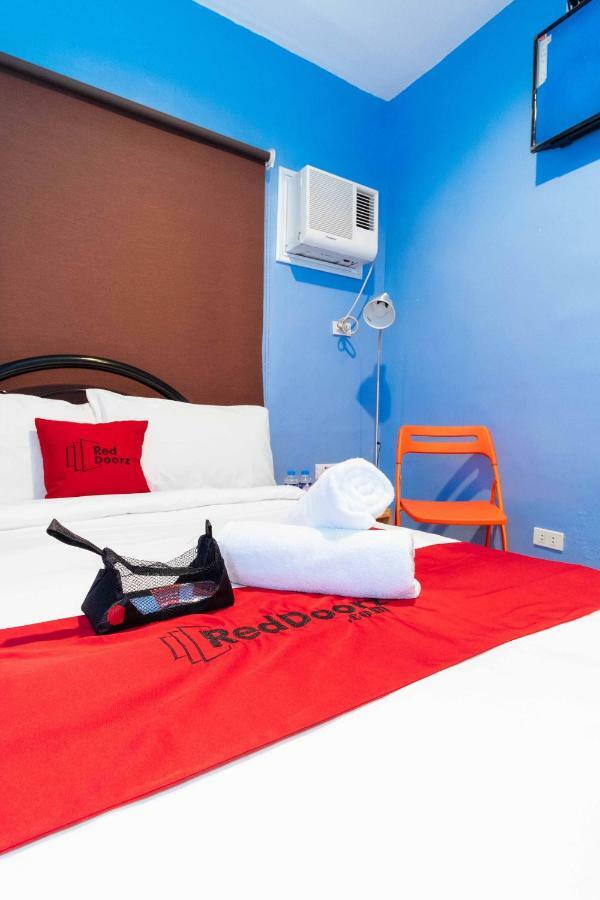 Reddoorz At Hotel Rosemarie Pasay Exteriér fotografie